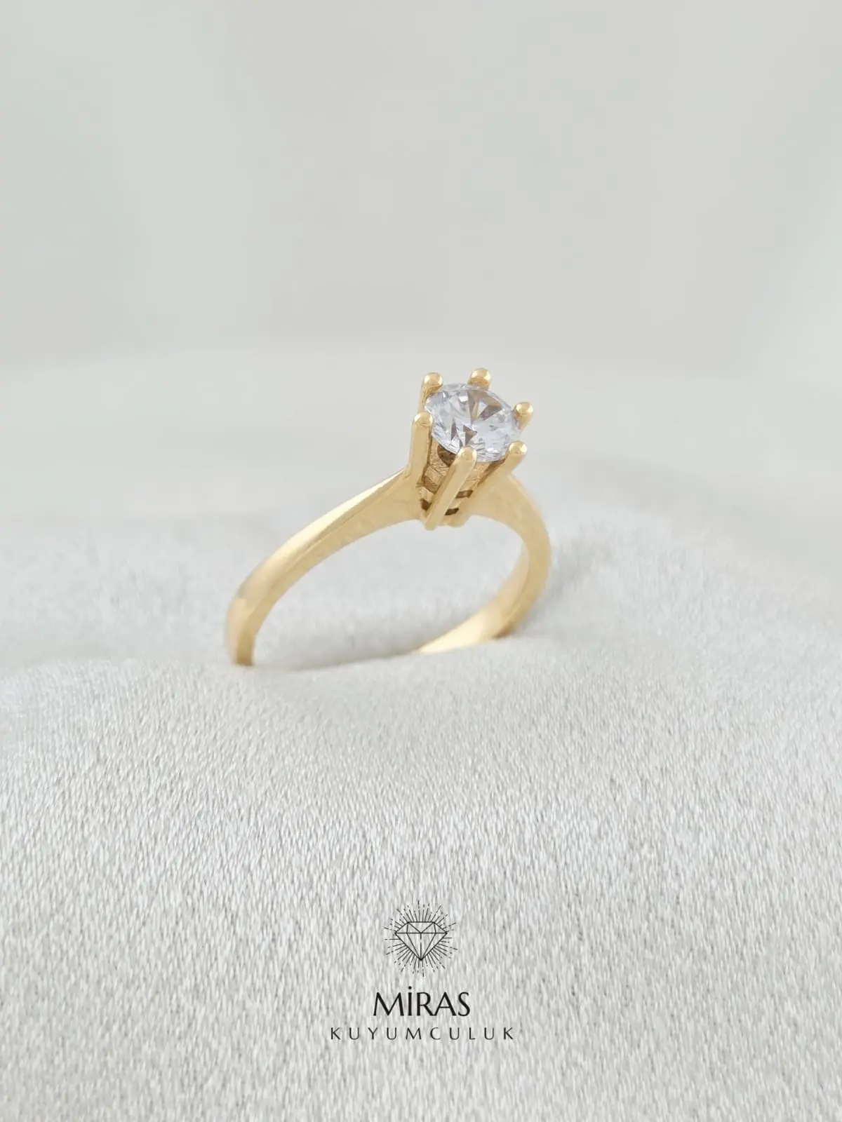 14 Ayar Altın - Altı Tırnak Tektaş Yüzük - 14YZK754