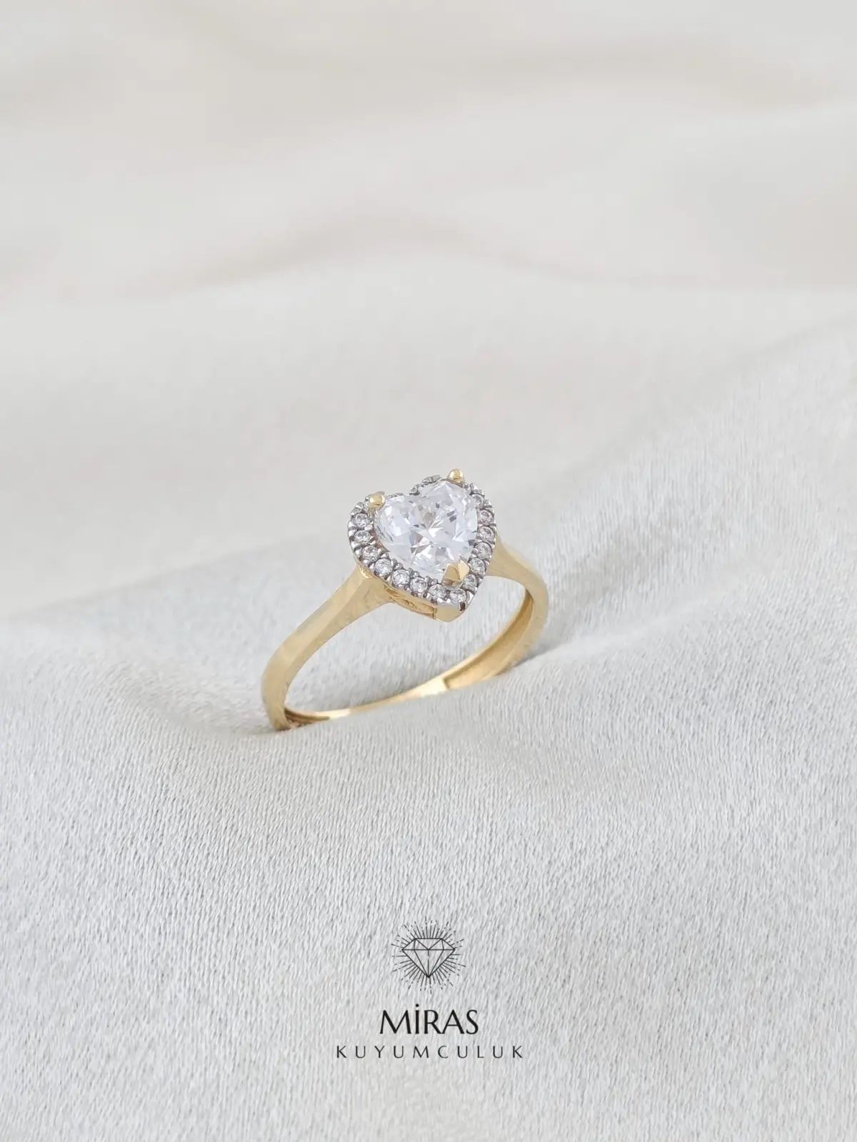 14 Ayar Altın - Kalp Kesim Tektaş Yüzük K14YZK149