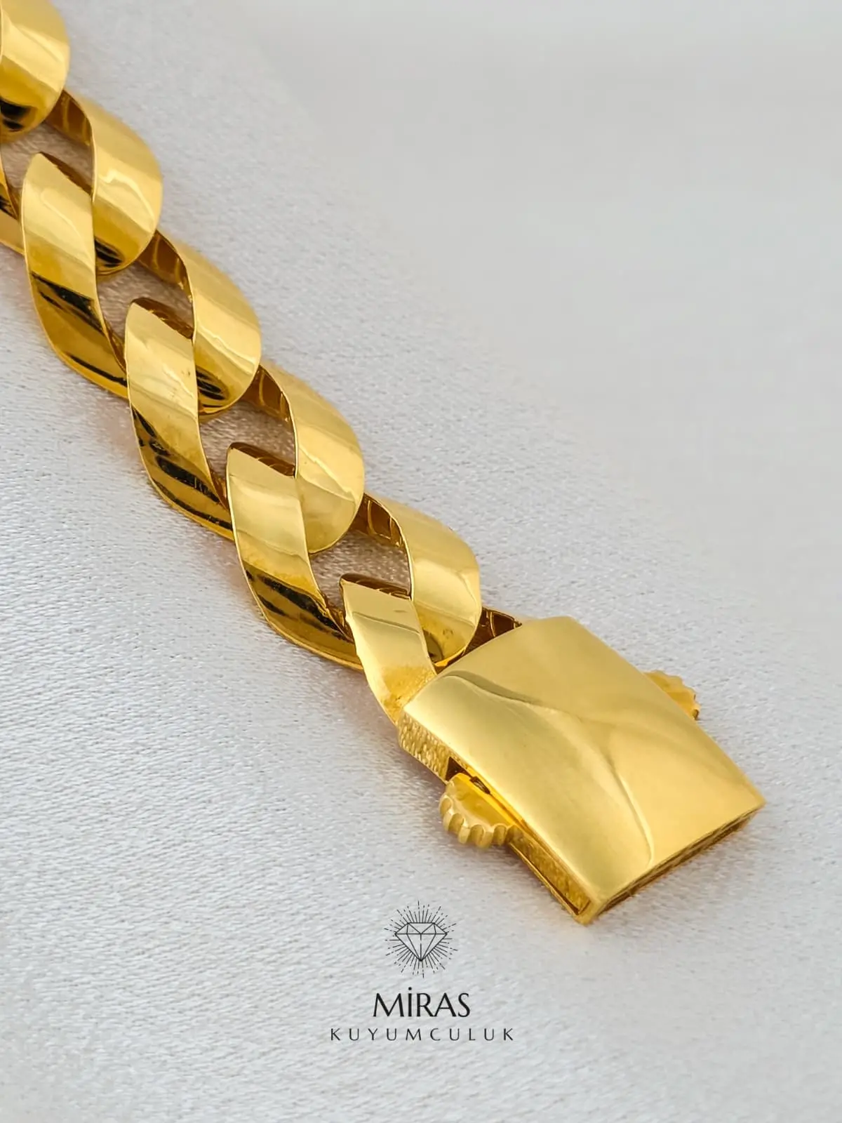 14 Ayar Altın - Taşsız Sarı Gurmet Bileklik 22 Ayar Görünümlü - 14BLK884