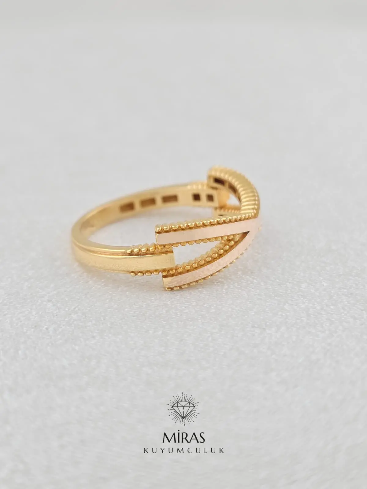 14 Ayar Altın - Taşsız Ajda Yüzük - K14YZK390