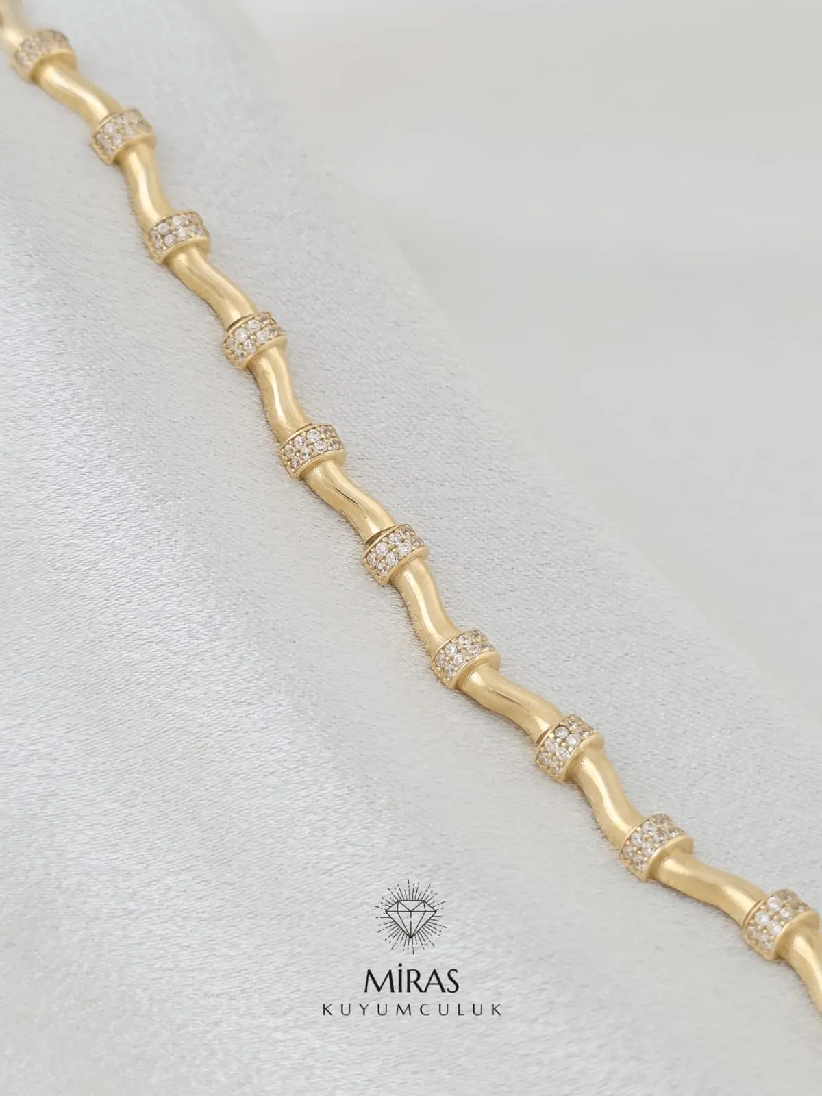 14 Ayar Altın - Taşlı Spor Kemik Bileklik - 14BLK1002