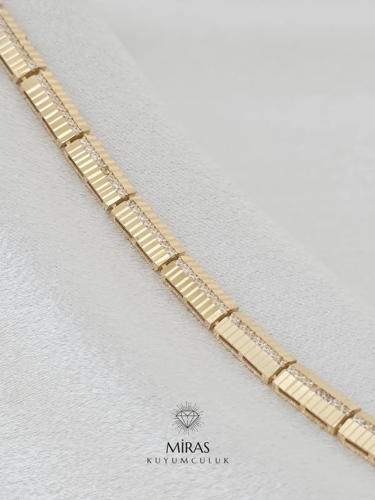 14 Ayar Altın - Taşlı Kemik Bileklik - 14BLK999