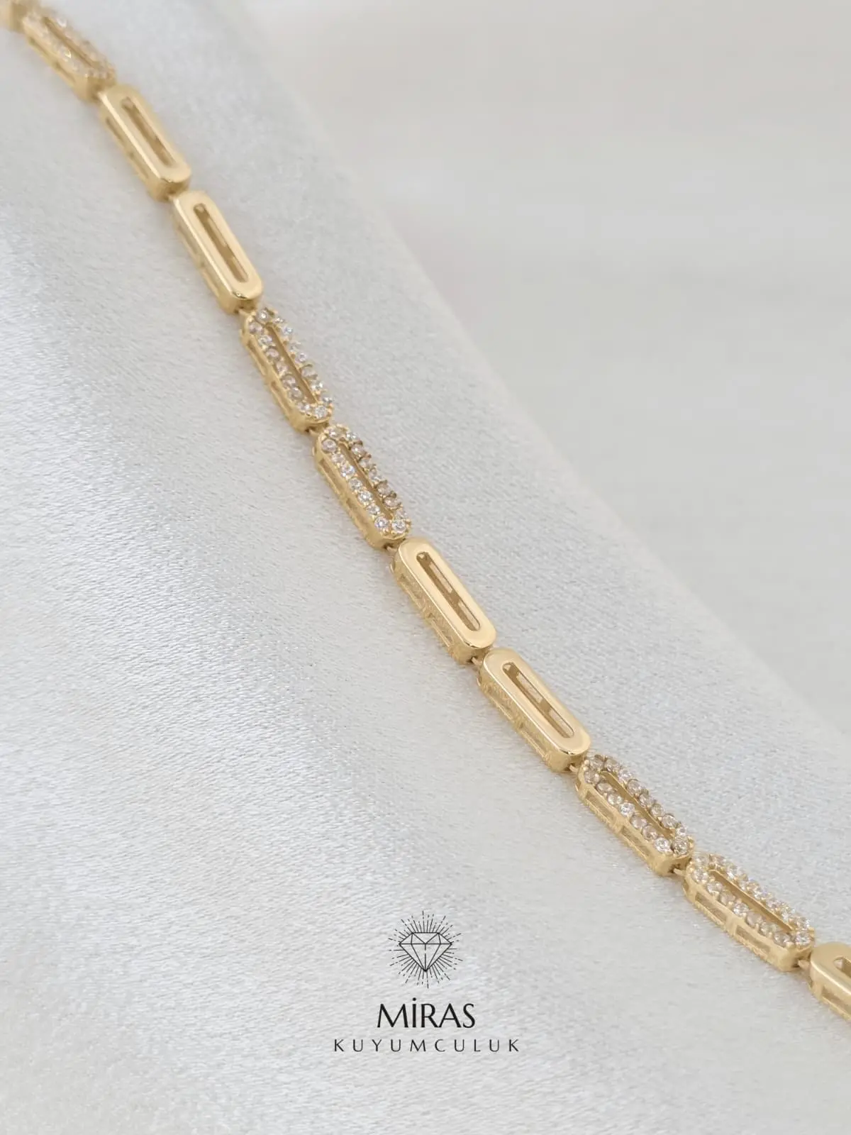 14 Ayar Altın - Minimal Taşlı Ataç Zincir Bileklik - K14BLK363