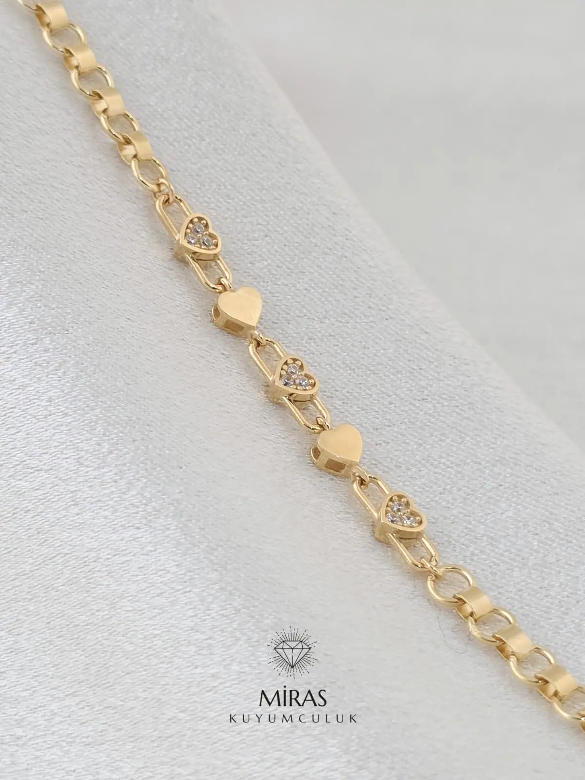 14 Ayar Altın - Minimal Taşlı Kalpli Bileklik - 14BLK978
