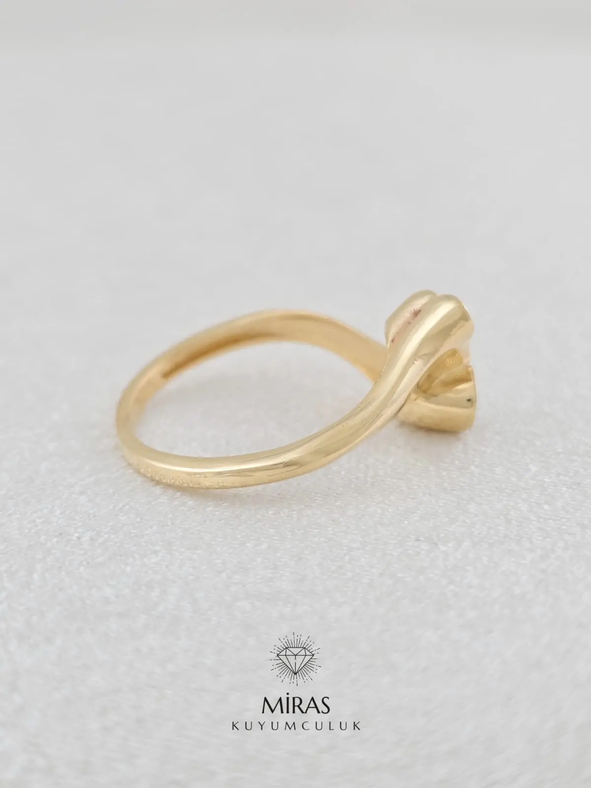 14 Ayar Altın - Sarmal Taşlı Kalp Yüzük - 14YZK796