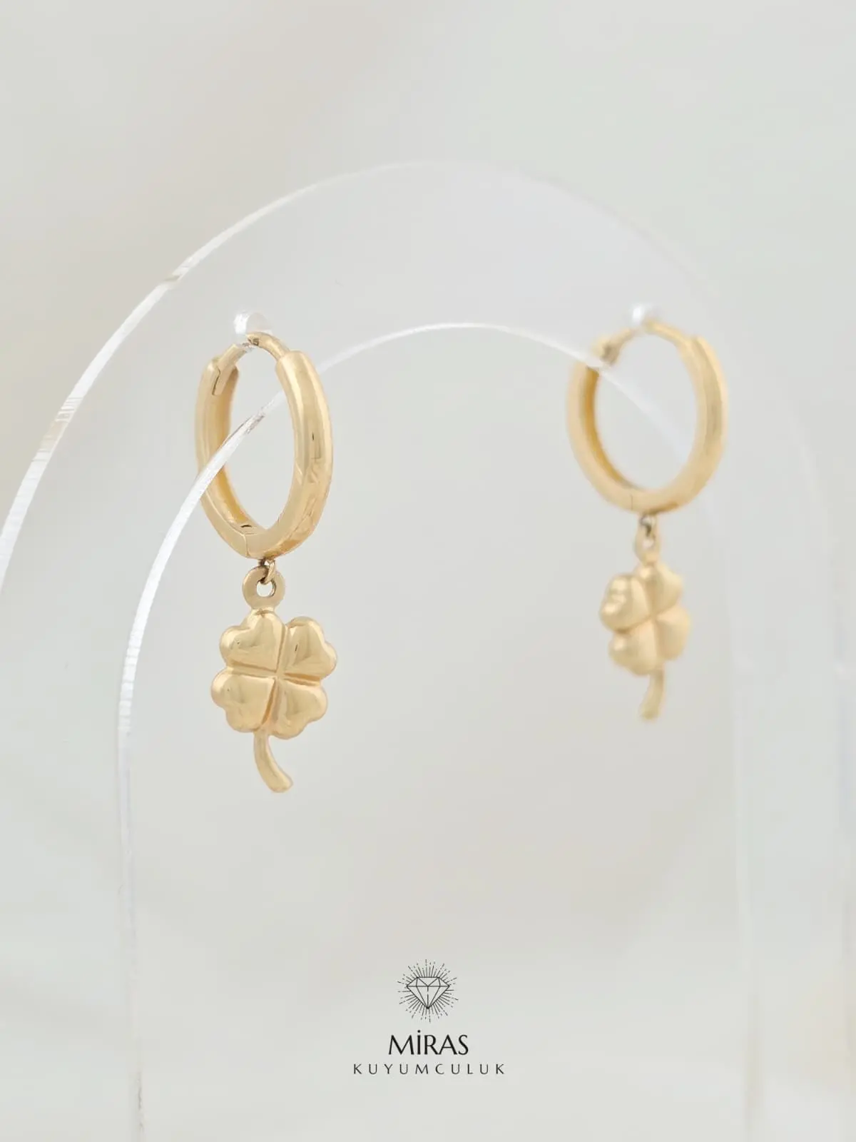 14 Ayar Altın - Taşsız Sallantılı Yonca Küpe - 14KP581