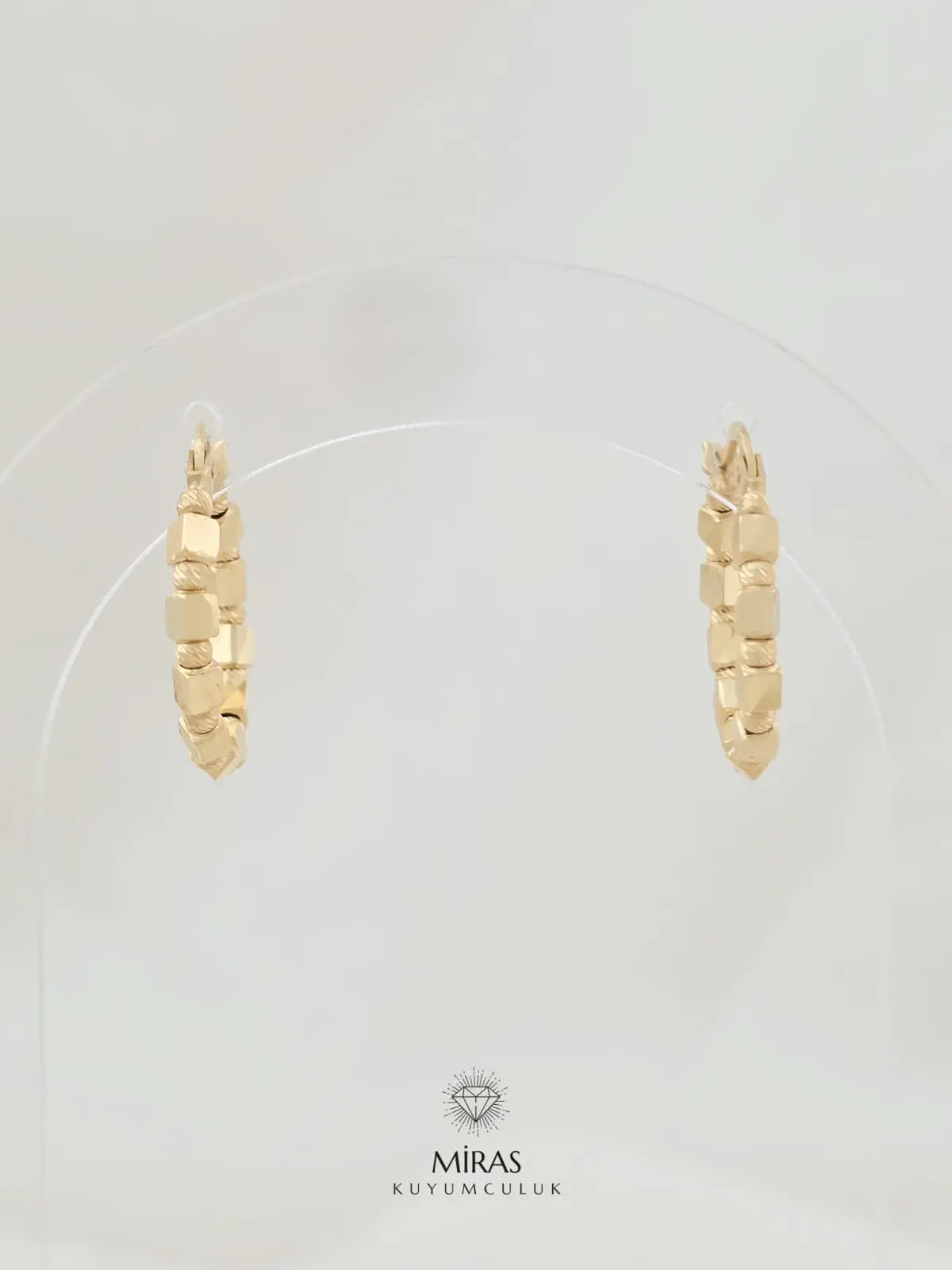 14 Ayar Altın - Dorika Detaylı Küp Halka Küpe - K14KP104