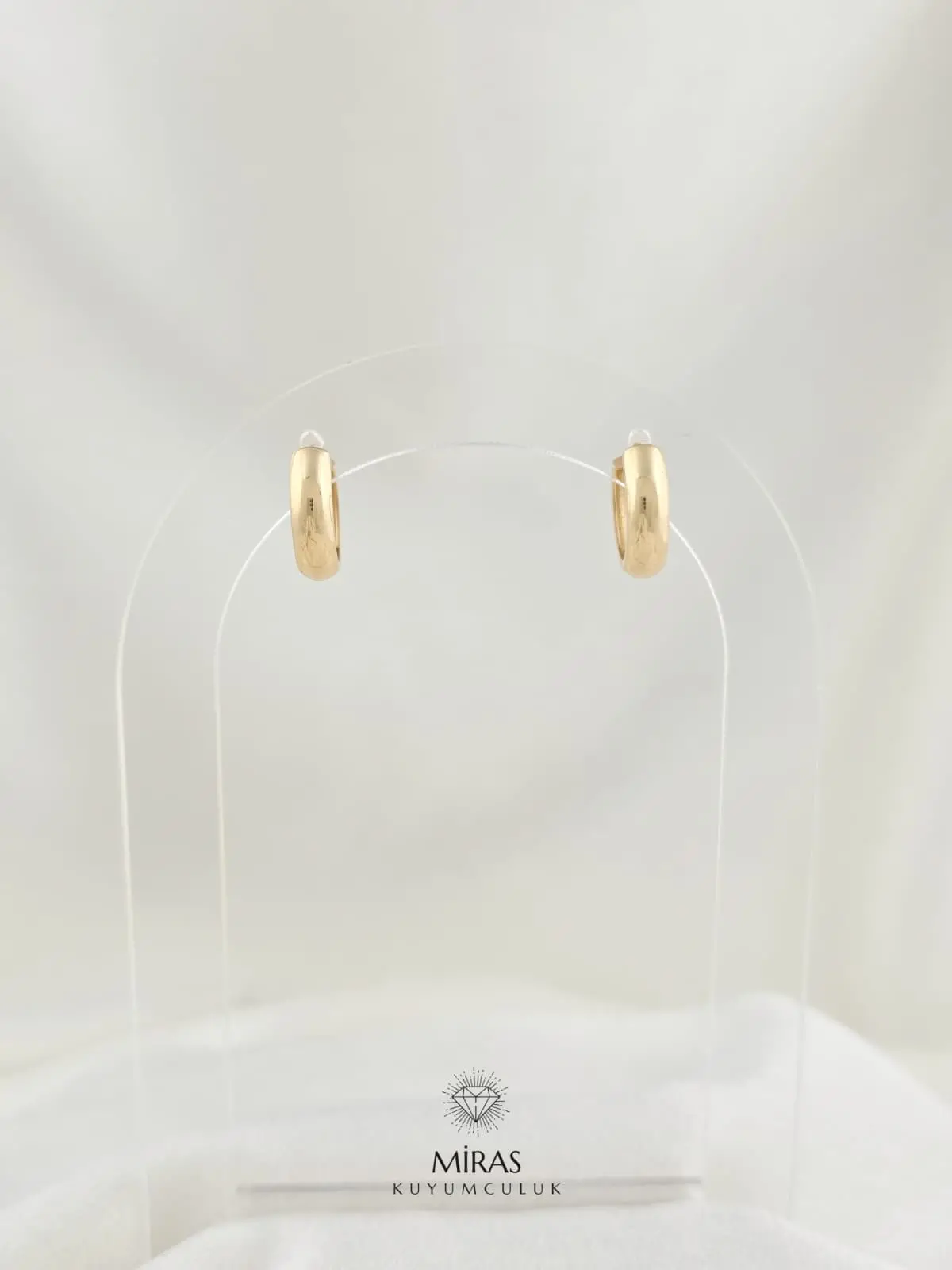 14 Ayar Altın -  Klasik Bobmeli Halka Küpe - K14KP302