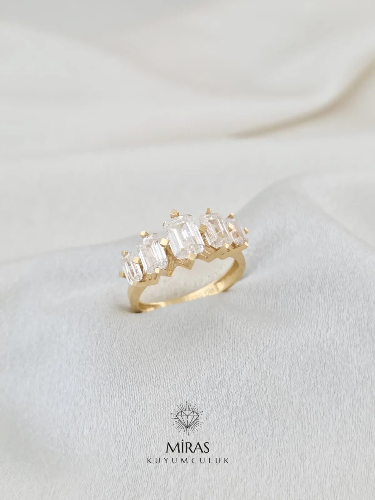 14 Ayar Altın - Baget Beştaş Yüzük - K14YZK100