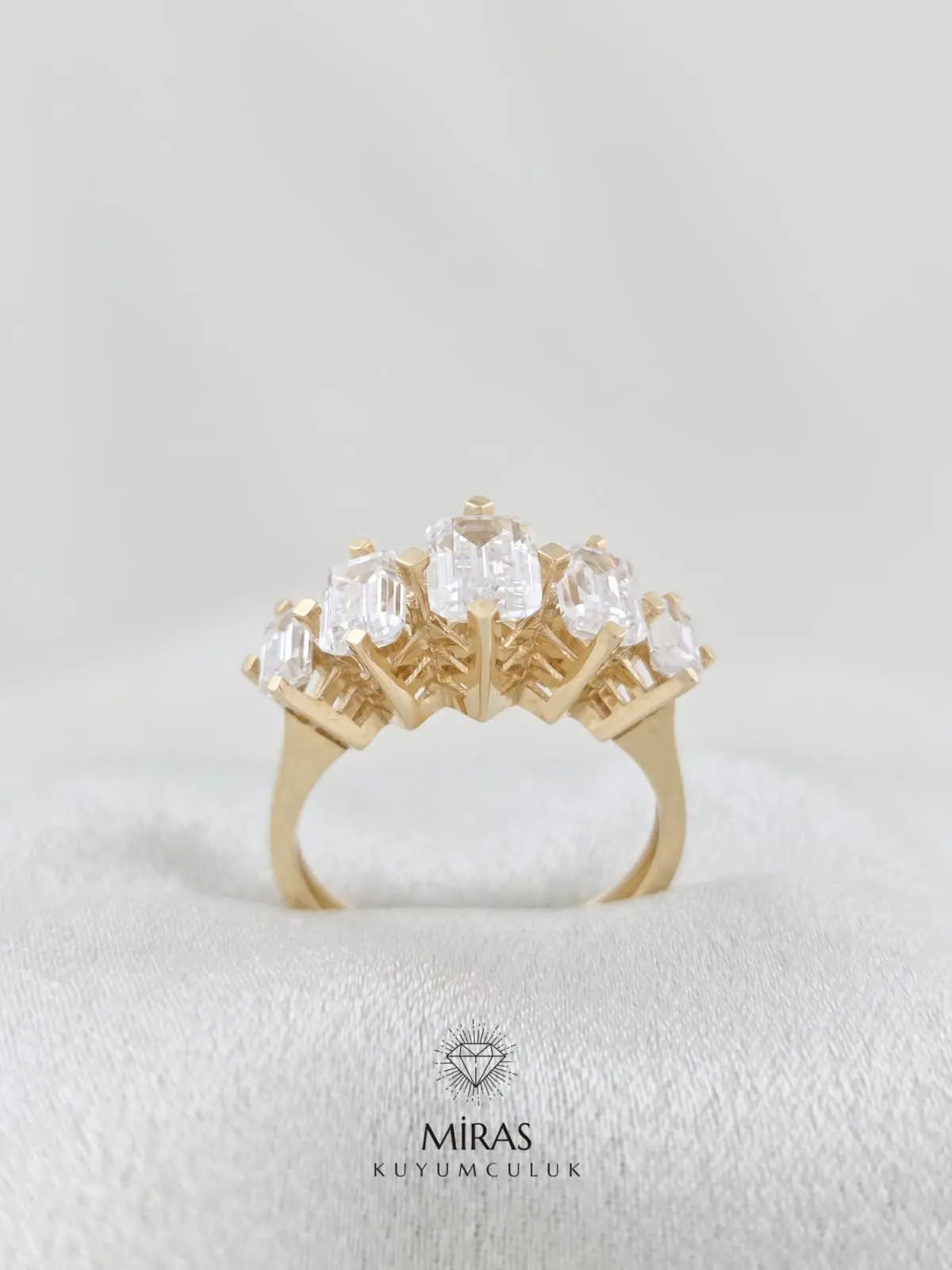 14 Ayar Altın - Baget Beştaş Yüzük - K14YZK100