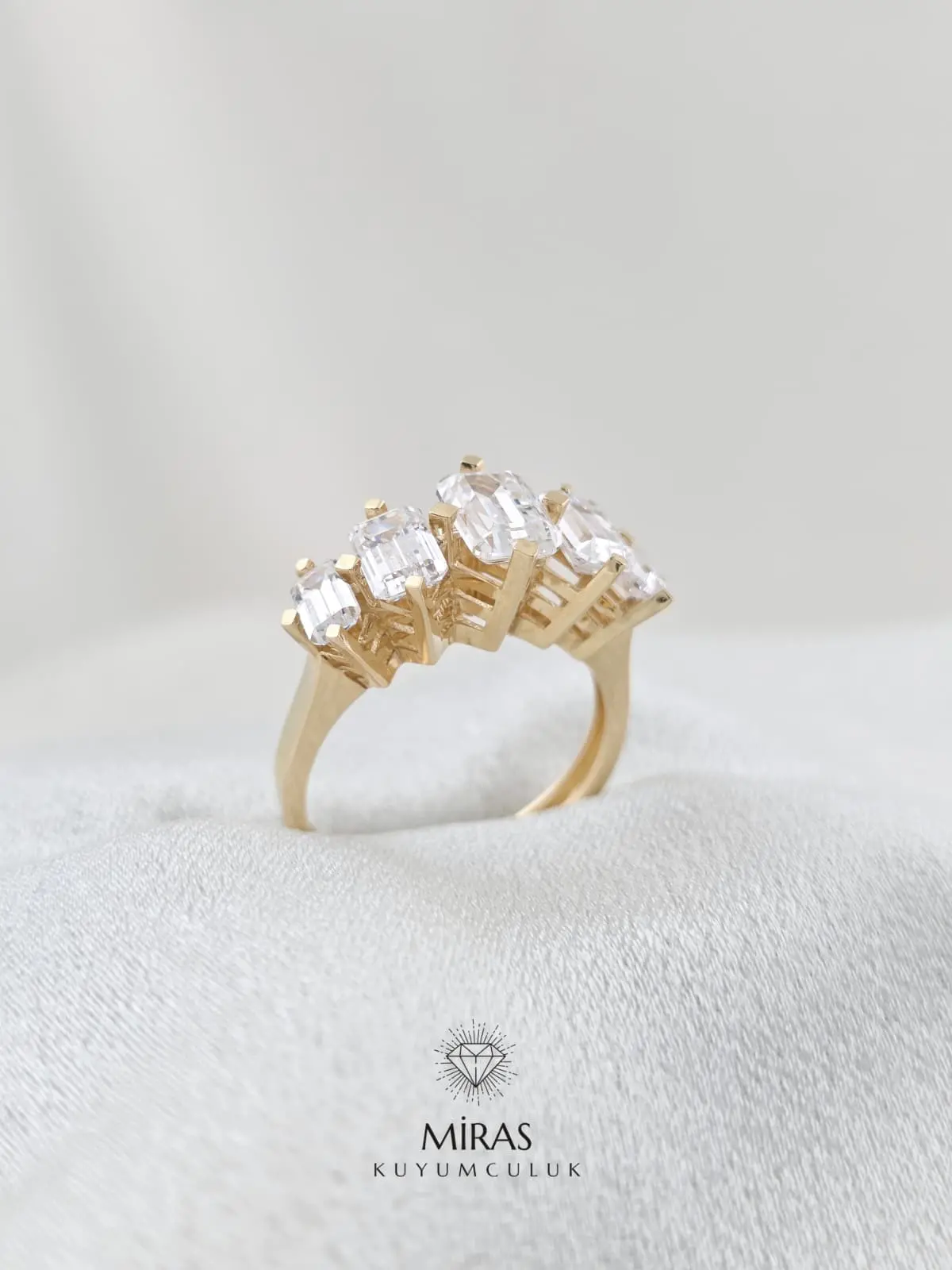 14 Ayar Altın - Baget Beştaş Yüzük - K14YZK100