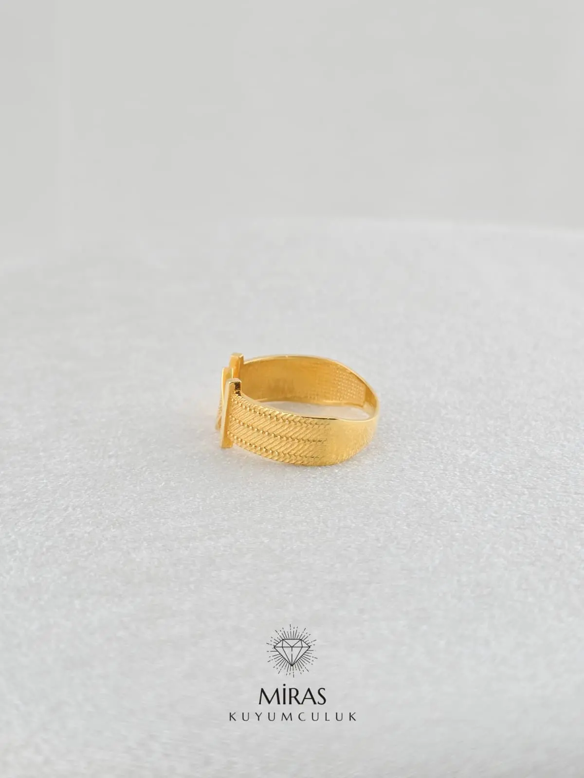 14 Ayar Altın - Taşlı Hasır Yüzük - K14YZK171