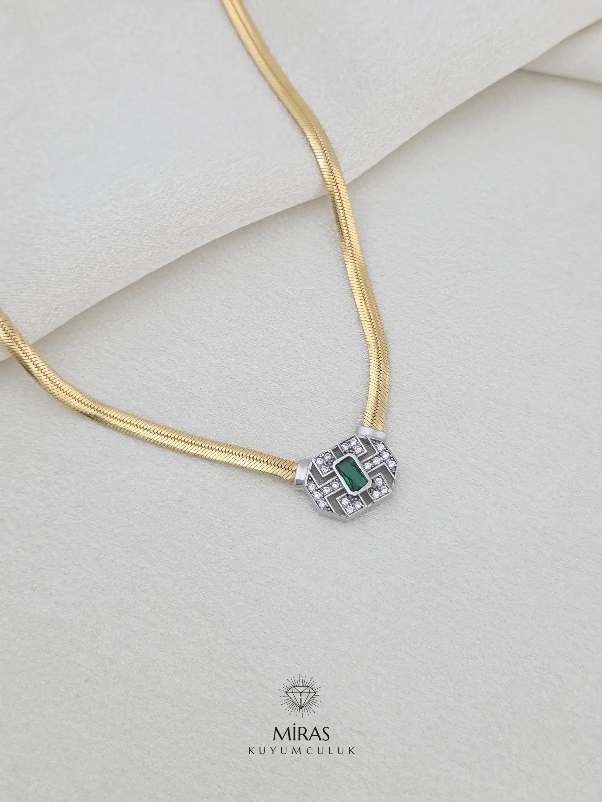 14 Ayar Altın - Balık Sırtı Zincir Yeşil Taşlı Kolye & Bileklik Set