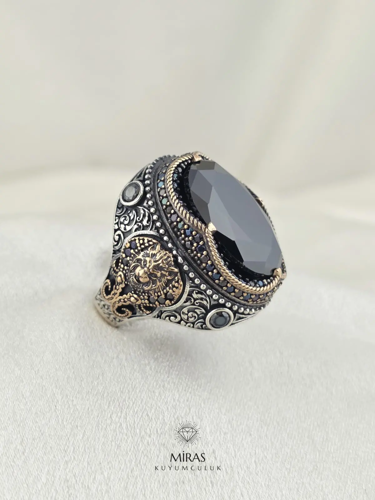 Siyah Taşlı Faset Kesim Erkek Gümüş Yüzük
