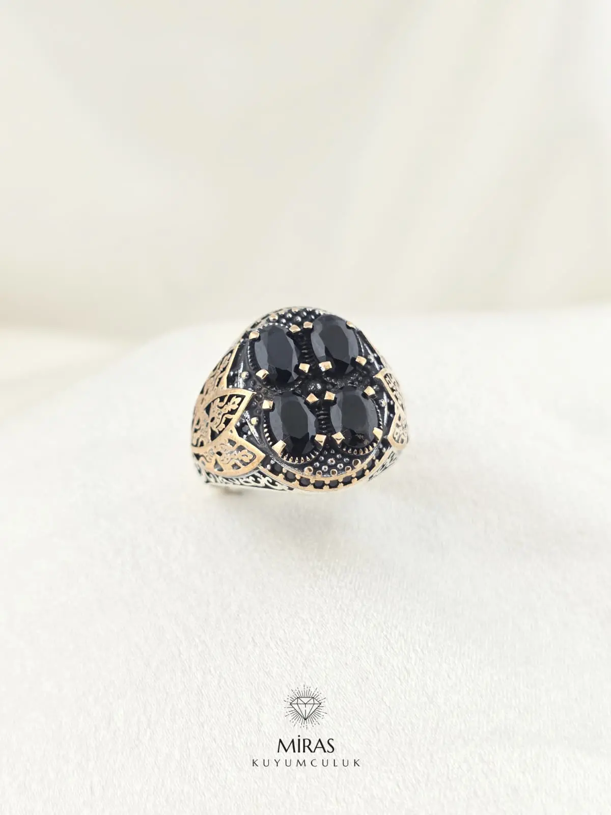 Siyah Taşlı Erkek Gümüş Yüzük - HSG32