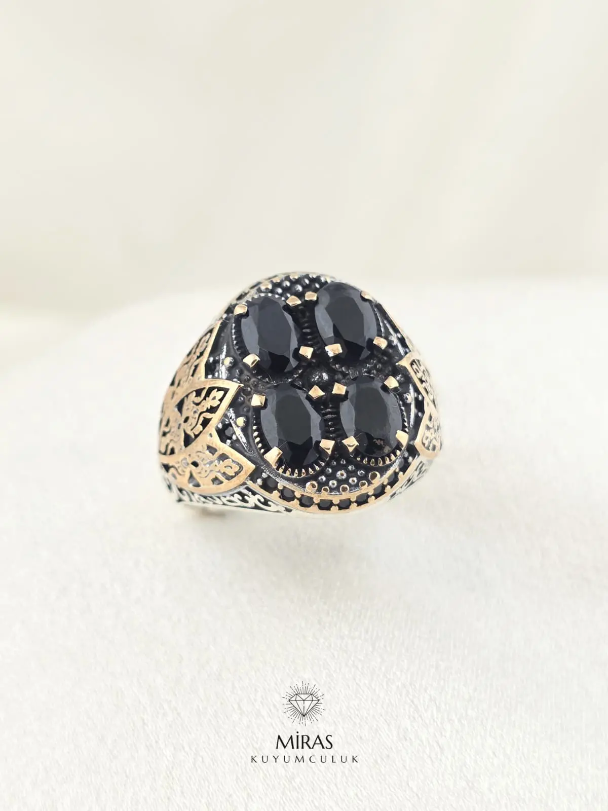 Siyah Taşlı Erkek Gümüş Yüzük - HSG32