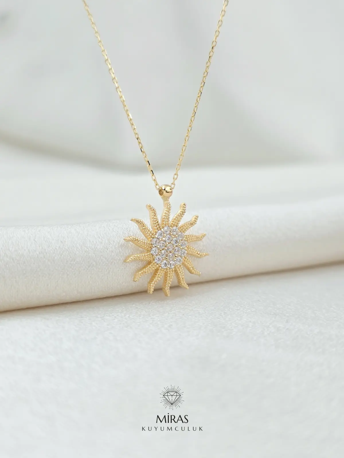 14 Ayar Altın - Taşlı Güneş Kolye - 14KLY677
