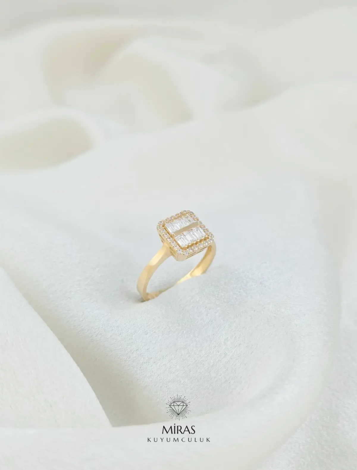 14 Ayar Altın - Taşlı Baget Yüzük - K14YZK277