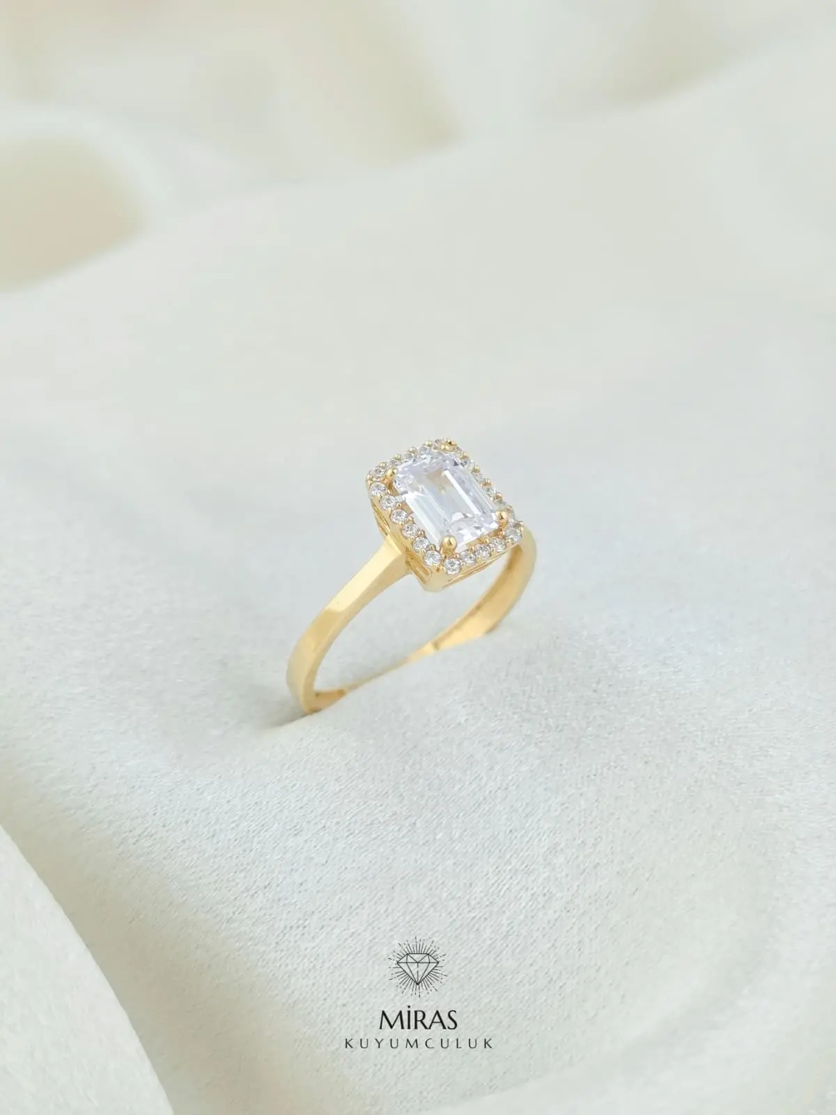 14 Ayar Altın - Baget Yüzük - 14YZK508