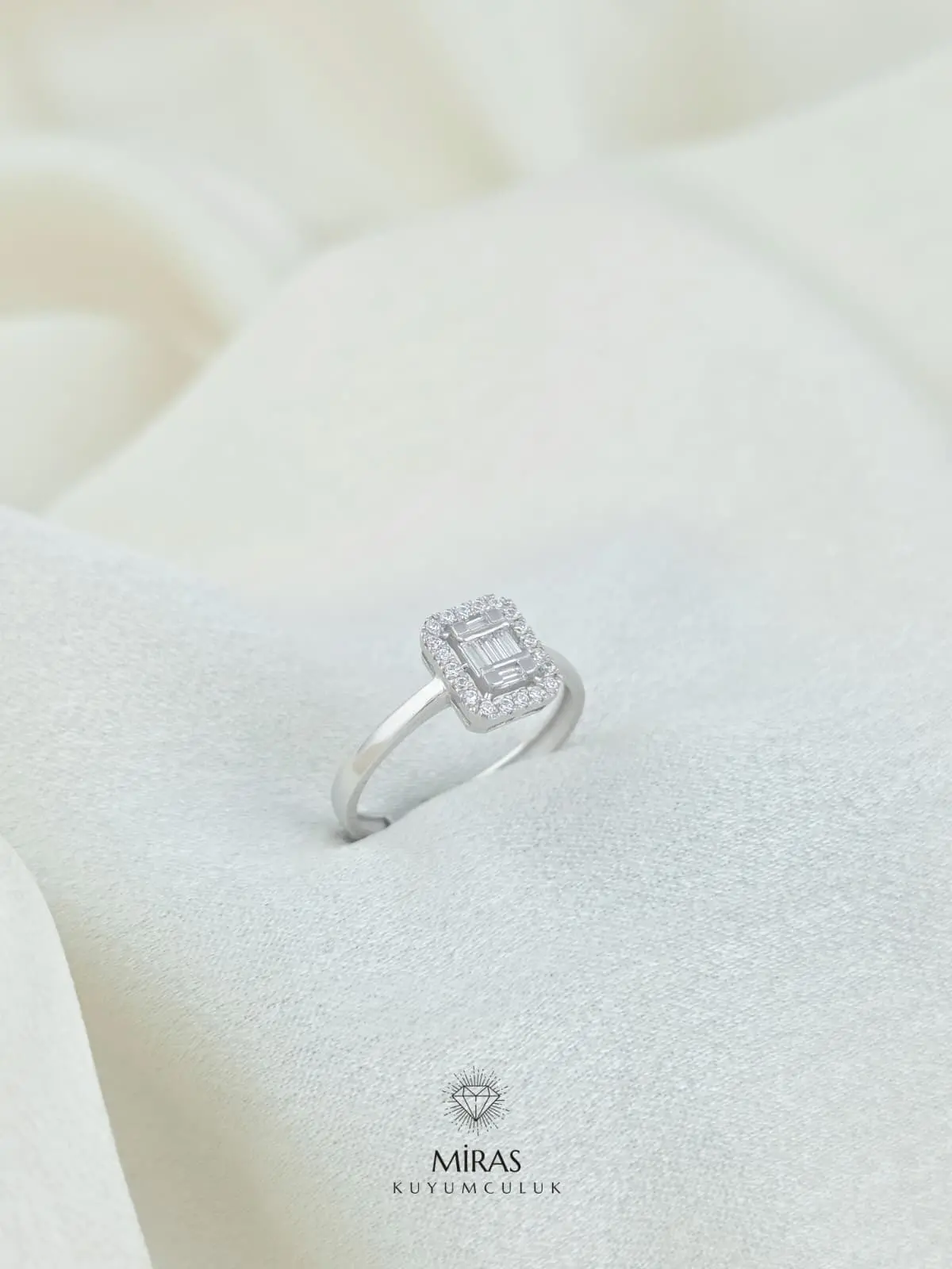 14 Ayar Altın - Minimal Klasik Baget Yüzük - 14YZK55