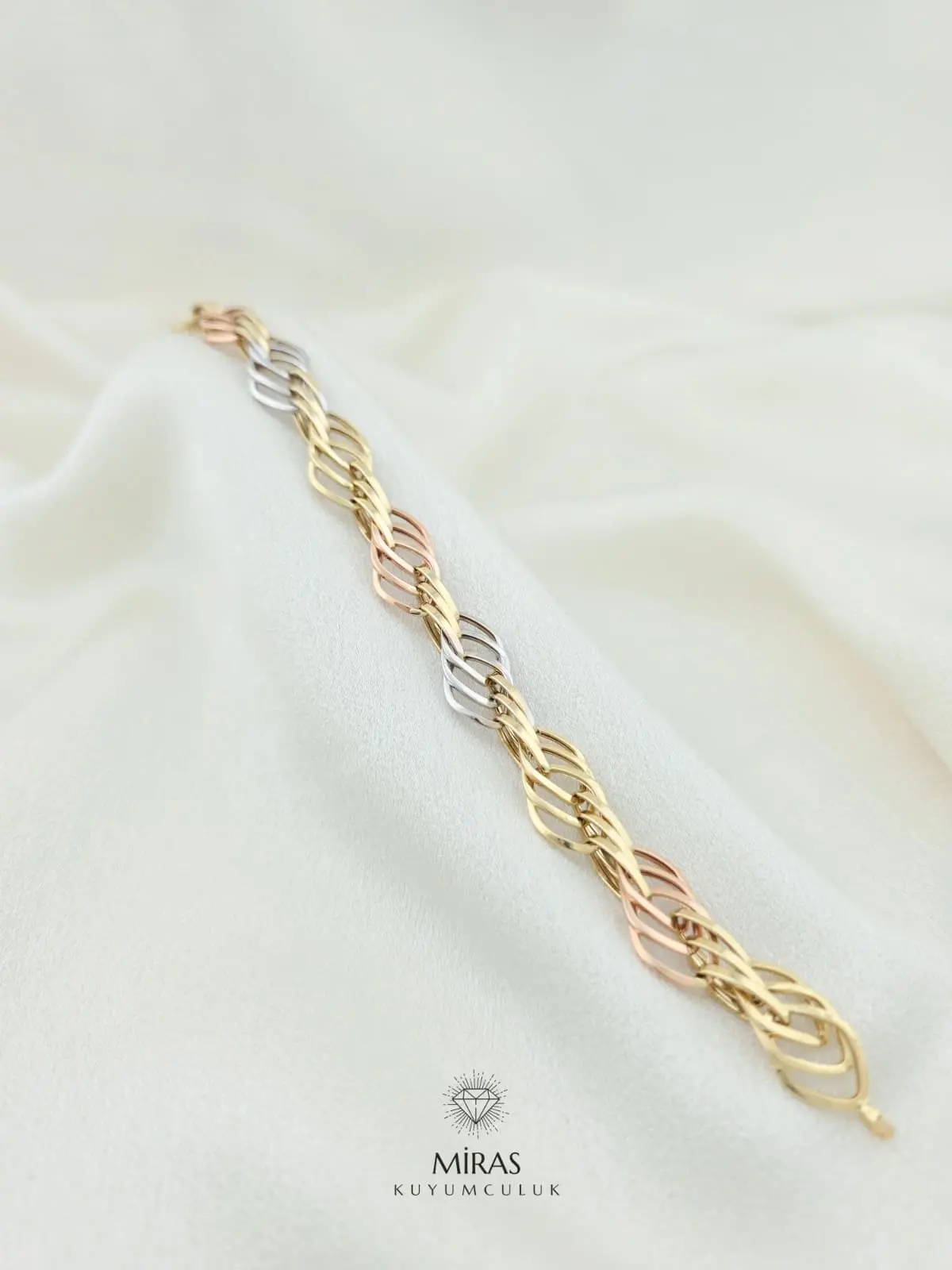 14 Ayar Altın - Üç Renkli Hallow Bileklik - 14BLK1048