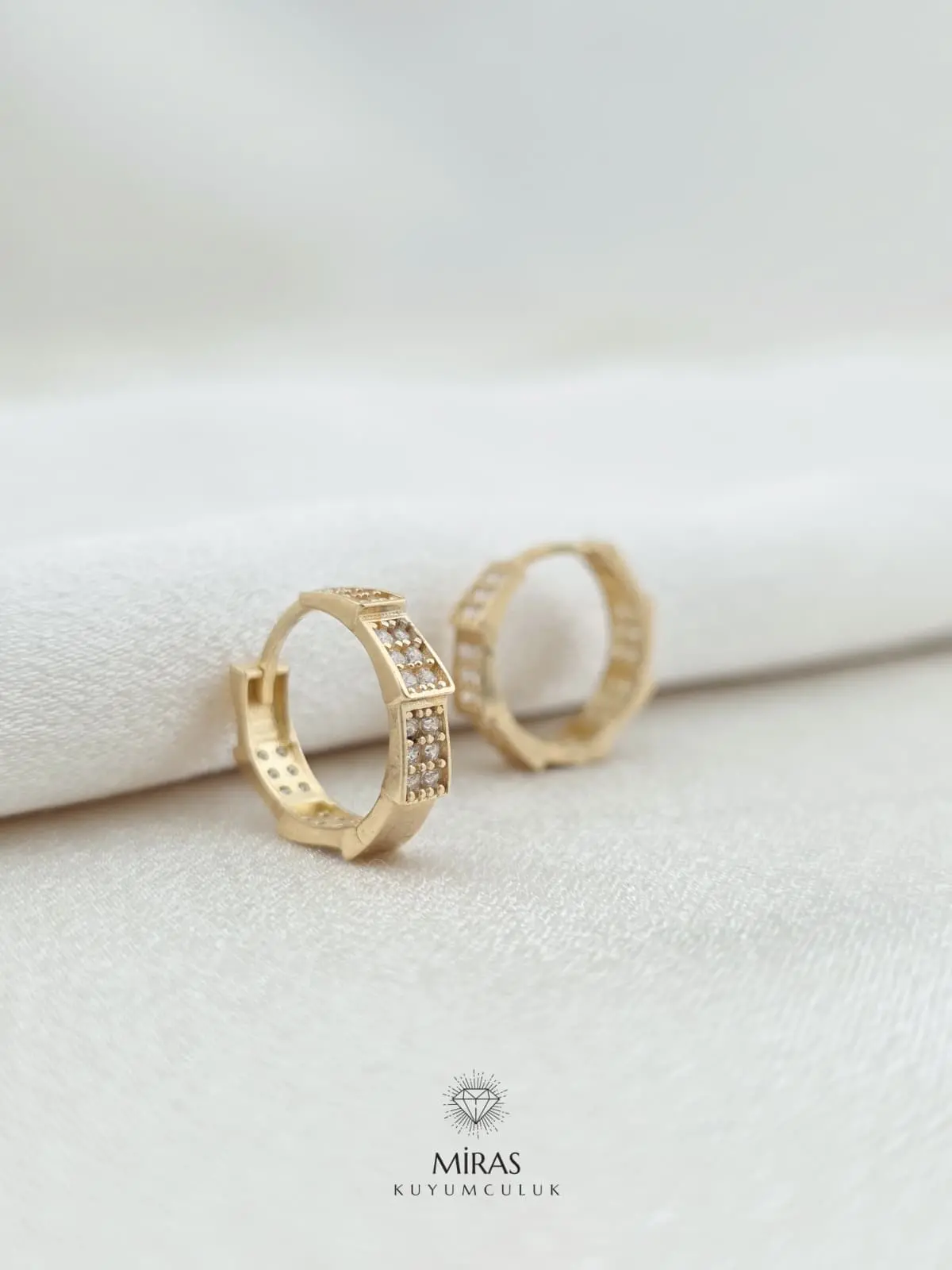 14 Ayar Altın - Taşlı Halka Küpe - 14KP699