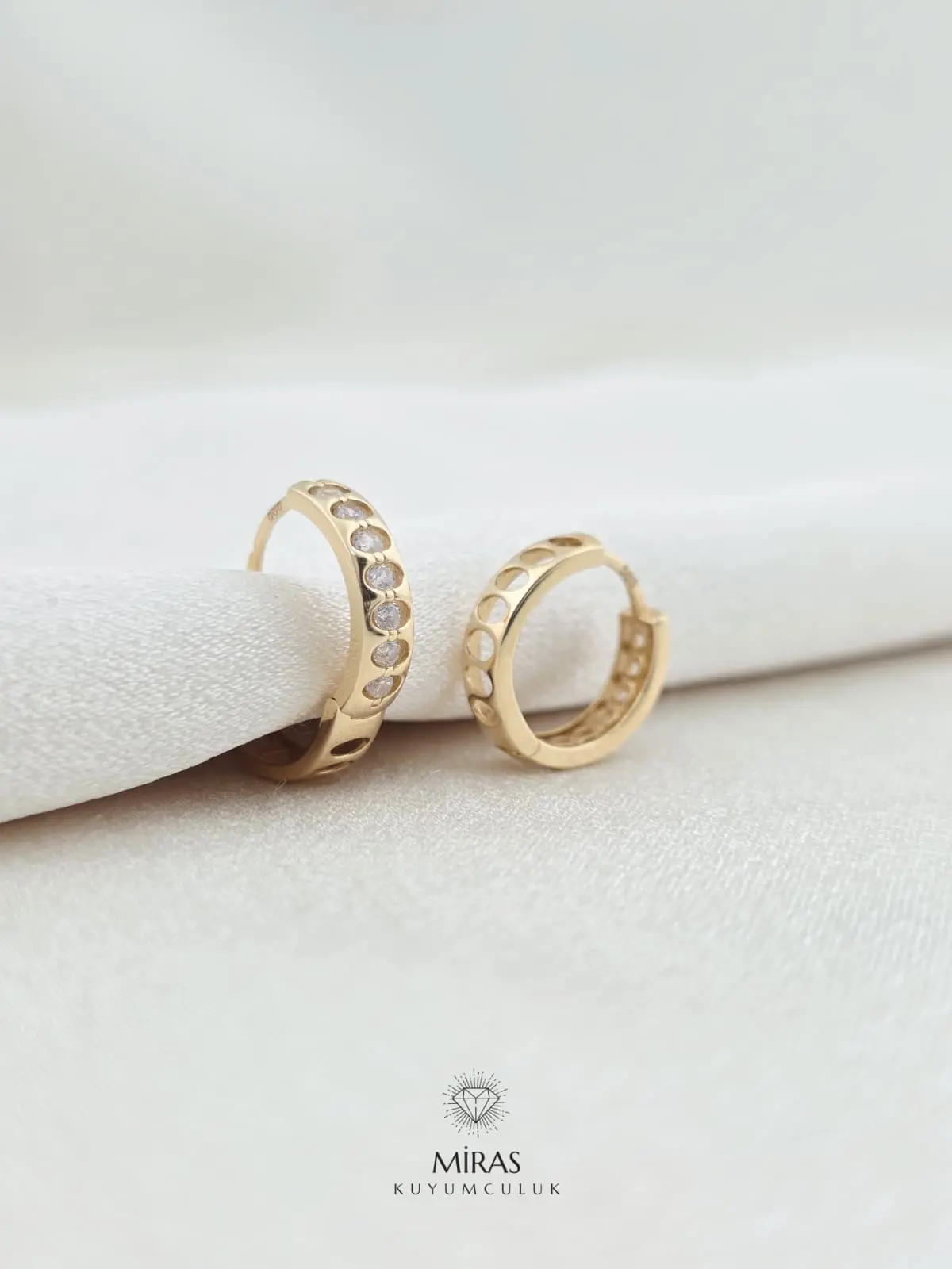 14 Ayar Altın - Taşlı Halka Küpe - 14KP755