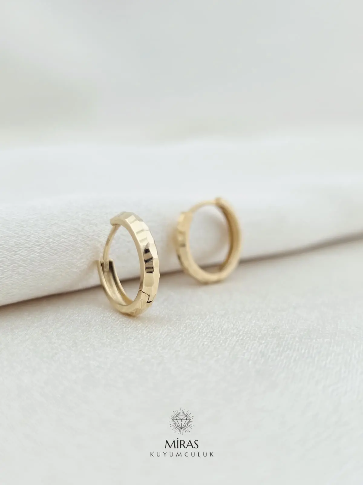 14 Ayar Altın - Lazer Kesim Halka Küpe - 14KP931